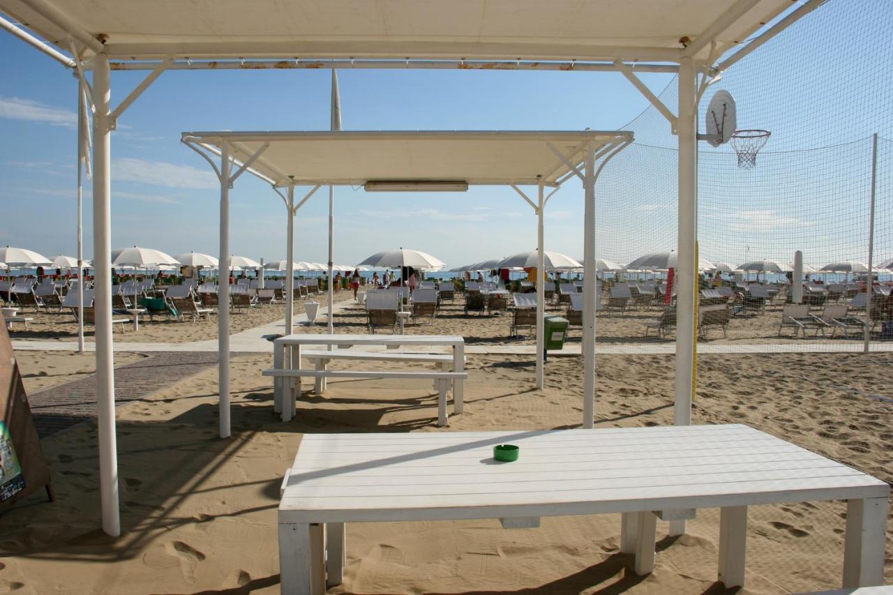 Hotel Kim Rimini Exterior photo